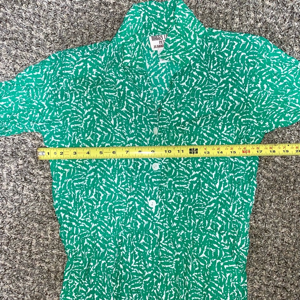 Vintage Maggie London Petites Green Printed Dress – Size 6 – Retro Chic 🌿 - Picture 3 of 5